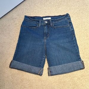 Levi’s 512 Perfectly Slimming Shorts